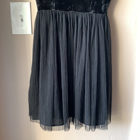 BCBGENERATION Black Spaghetti Strap Velvet Detail Mini Dress - Picture 5 of 9